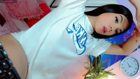 Snapshot of hannahsmit_ chatting on January 2025 10:07:02 PM hannahsmit_ online show from January 2025 10:07:02 PM