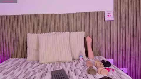 HELEN online show from February 2026 12:21:01 PM