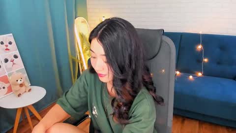 hannarosie online show from December 2024 03:39:01 PM