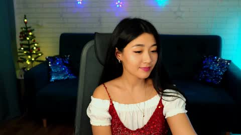 hannarosie online show from December 2024 04:32:02 PM