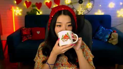 hannarosie online show from February 2025 08:41:01 PM