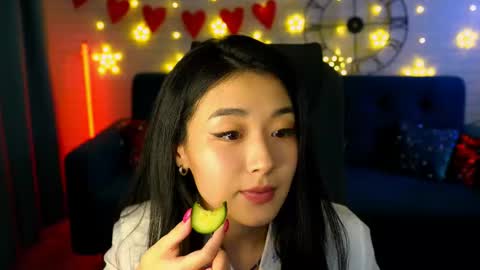 hannarosie online show from February 2025 07:04:02 PM