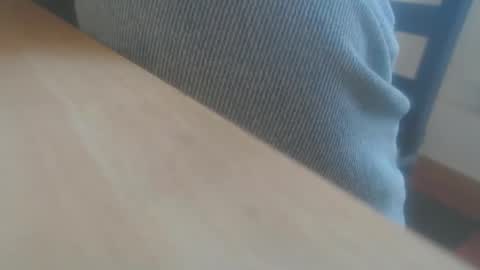 hannes_k online show from October 2025 08:37:01 AM