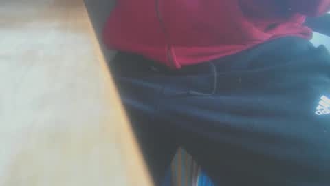 hannes_k online show from November 2025 10:29:01 AM