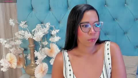 Snapshot of hannnafoxx chatting on December 2024 10:24:02 AM online show from December 2024 10:24:02 AM