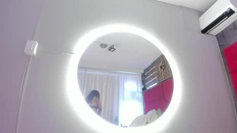 Snapshot of hanny_bliss chatting on April 2026 01:41:02 PM Hanny online show from April 2026 01:41:02 PM