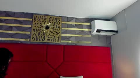 Snapshot of hanny_bliss chatting on May 2026 11:26:02 AM Hanny online show from May 2026 11:26:02 AM