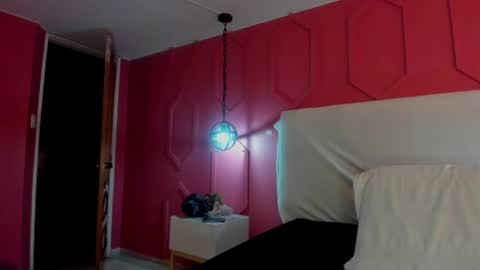 Snapshot of hanny_bliss chatting on May 2026 11:39:02 AM Hanny online show from May 2026 11:39:02 AM