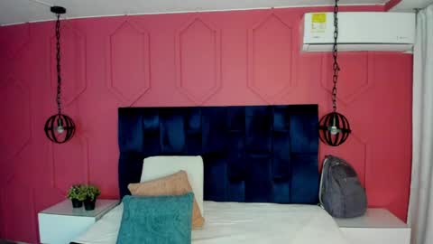 Snapshot of hanny_bliss chatting on May 2026 11:38:01 AM Hanny online show from May 2026 11:38:01 AM