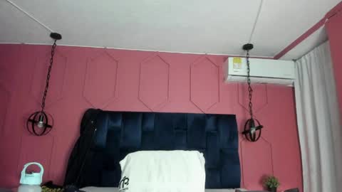 Snapshot of hanny_bliss chatting on May 2026 12:02:01 PM Hanny online show from May 2026 12:02:01 PM