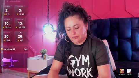 Snapshot of hanny_bliss chatting on June 2026 02:33:01 PM Hanny online show from June 2026 02:33:01 PM