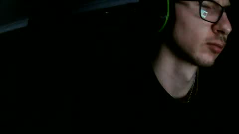 Snapshot of hansole12 chatting on December 2024 03:30:02 AM hansole online show from December 2024 03:30:02 AM