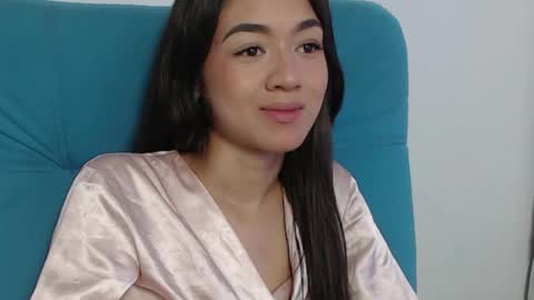 Snapshot of hantonella chatting on December 2024 01:57:02 PM Anto online show from December 2024 01:57:02 PM