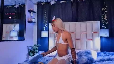 Snapshot of hanzking01 chatting on September 2025 04:03:01 AM Hanzking01 online show from September 2025 04:03:01 AM