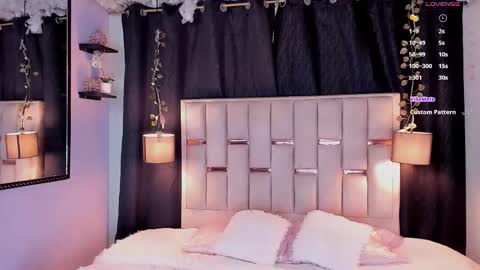 Snapshot of hanzking01 chatting on November 2025 03:12:01 AM Hanzking01 online show from November 2025 03:12:01 AM