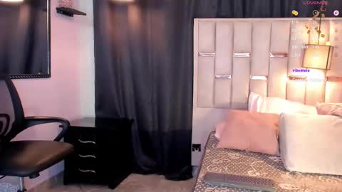 Snapshot of hanzking01 chatting on November 2025 10:58:02 AM Hanzking01 online show from November 2025 10:58:02 AM