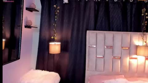 Snapshot of hanzking01 chatting on November 2025 05:07:02 AM Hanzking01 online show from November 2025 05:07:02 AM