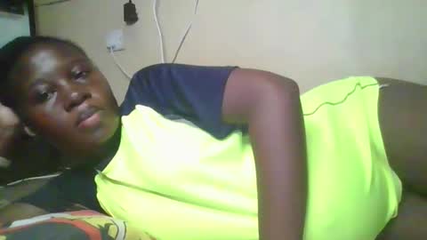 happy_dimple online show from December 2025 08:02:01 PM