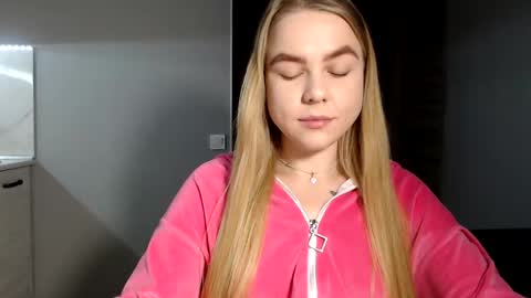 Snapshot of happy_fox_ chatting on February 2025 08:55:02 PM happy_fox_ online show from February 2025 08:55:02 PM