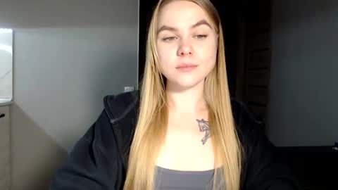 Snapshot of happy_fox_ chatting on February 2025 10:25:01 PM happy_fox_ online show from February 2025 10:25:01 PM