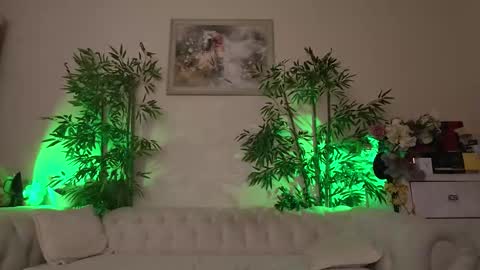 HappyAlice online show from March 2025 04:45:01 AM