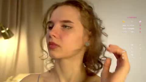 Snapshot of happynewdear chatting on June 2026 09:35:01 PM Evy online show from June 2026 09:35:01 PM