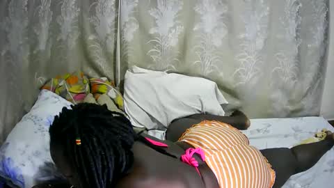 Snapshot of happysonia chatting on May 2026 11:12:02 PM happysonia online show from May 2026 11:12:02 PM