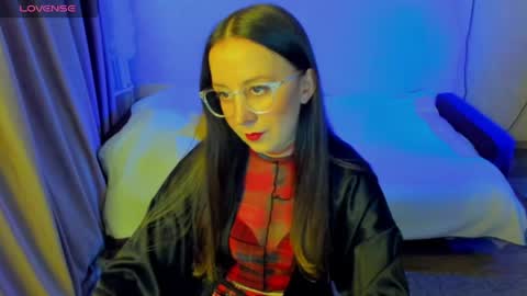Snapshot of happystephanie chatting on May 2026 08:50:02 PM Stephanie online show from May 2026 08:50:02 PM