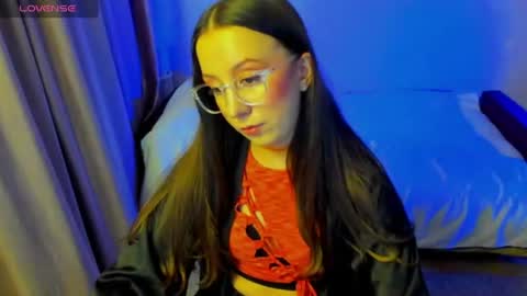 Snapshot of happystephanie chatting on June 2026 07:18:02 PM Stephanie online show from June 2026 07:18:02 PM