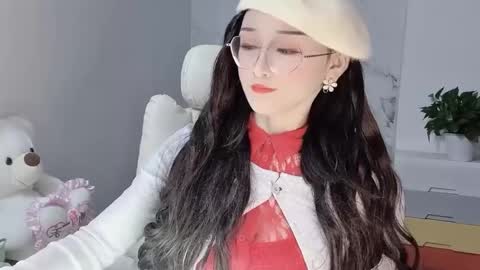 Snapshot of happysweetie168 chatting on January 2025 06:02:01 PM Daisy online show from January 2025 06:02:01 PM