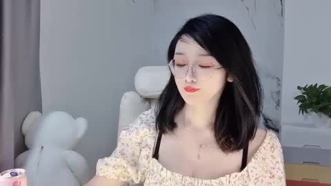 Snapshot of happysweetie168 chatting on March 2025 01:26:01 AM Daisy online show from March 2025 01:26:01 AM