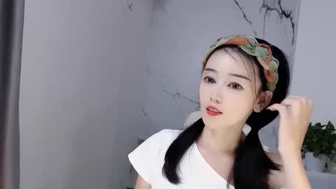 Snapshot of happysweetie168 chatting on September 2025 02:16:01 PM Daisy online show from September 2025 02:16:01 PM