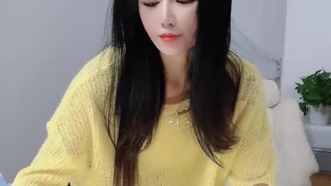 Snapshot of happysweety1688 chatting on November 2025 04:25:02 AM happysweety1688 online show from November 2025 04:25:02 AM