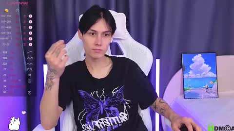 Mark online show from November 2025 11:27:01 AM