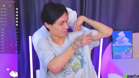 Mark online show from December 2025 07:44:01 PM