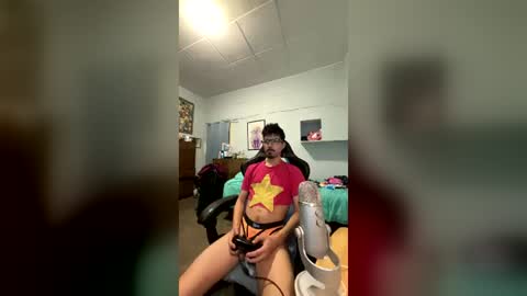 harddmikee online show from June 2026 10:10:02 PM