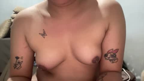 Snapshot of hardfucking_kelly chatting on May 2026 03:42:02 PM jessabelle online show from May 2026 03:42:02 PM