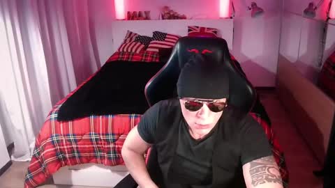 Snapshot of hardmattsteel chatting on January 2025 12:25:02 AM MATTSTEEL - ITALIAN STALLION online show from January 2025 12:25:02 AM