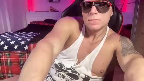 Snapshot of hardmattsteel chatting on February 2025 12:24:01 AM MATTSTEEL - ITALIAN STALLION online show from February 2025 12:24:01 AM