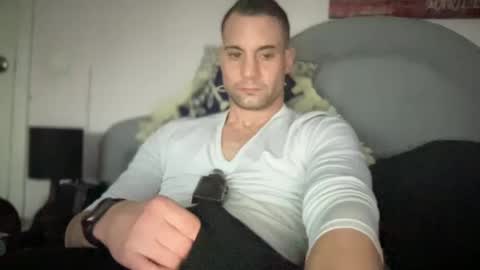 Snapshot of hardnstyle chatting on February 2025 04:36:01 PM HARD AND STYLE online show from February 2025 04:36:01 PM