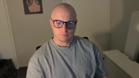 Stand Lee online show from April 2026 12:46:02 AM