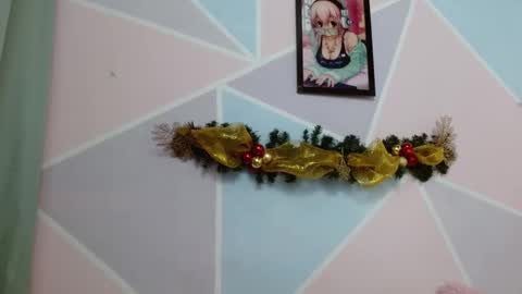 Snapshot of haresandpame_mds chatting on December 2024 05:00:01 PM Hares online show from December 2024 05:00:01 PM