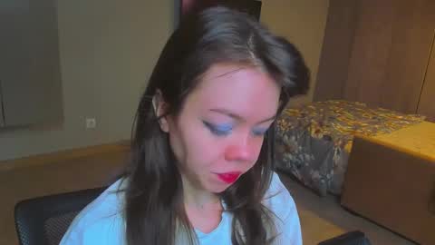 Snapshot of haribo_asmr chatting on December 2024 08:40:01 AM Miss Hari online show from December 2024 08:40:01 AM