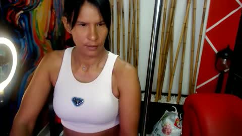 Snapshot of harley_brunette74 chatting on November 2025 01:03:01 PM HARLEY online show from November 2025 01:03:01 PM