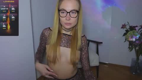 Tasya online show from October 2025 06:53:02 PM