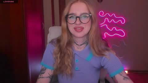 Julia online show from December 2024 06:11:02 AM