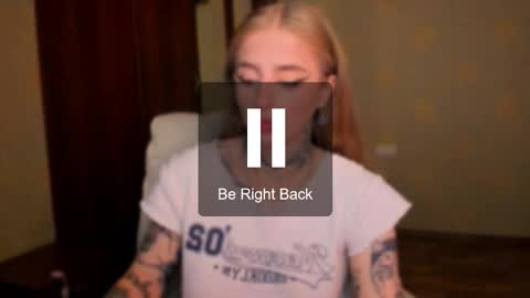 Julia online show from October 2025 05:39:02 AM