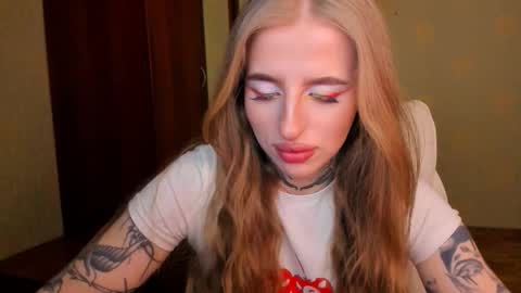 Julia online show from February 2026 04:39:01 AM