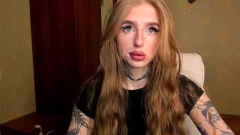 Julia online show from February 2026 04:42:02 AM