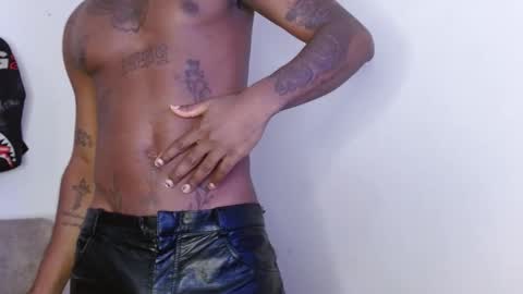 harley_quinnn111 online show from November 2025 07:30:02 PM